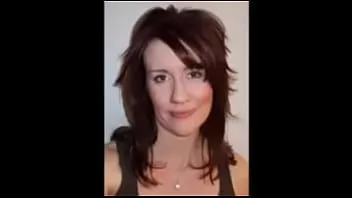 play Vidéo injuste d'une belle femme amoureuse