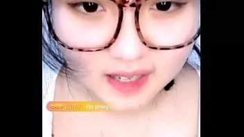 play Em gái haniii d thng vú p mông to p1