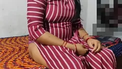 play Desi Bhabhis heißer Anal- und Muschifick im indischen Porno
