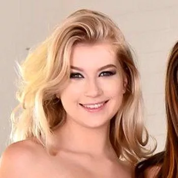 Pornostar Arya Fae